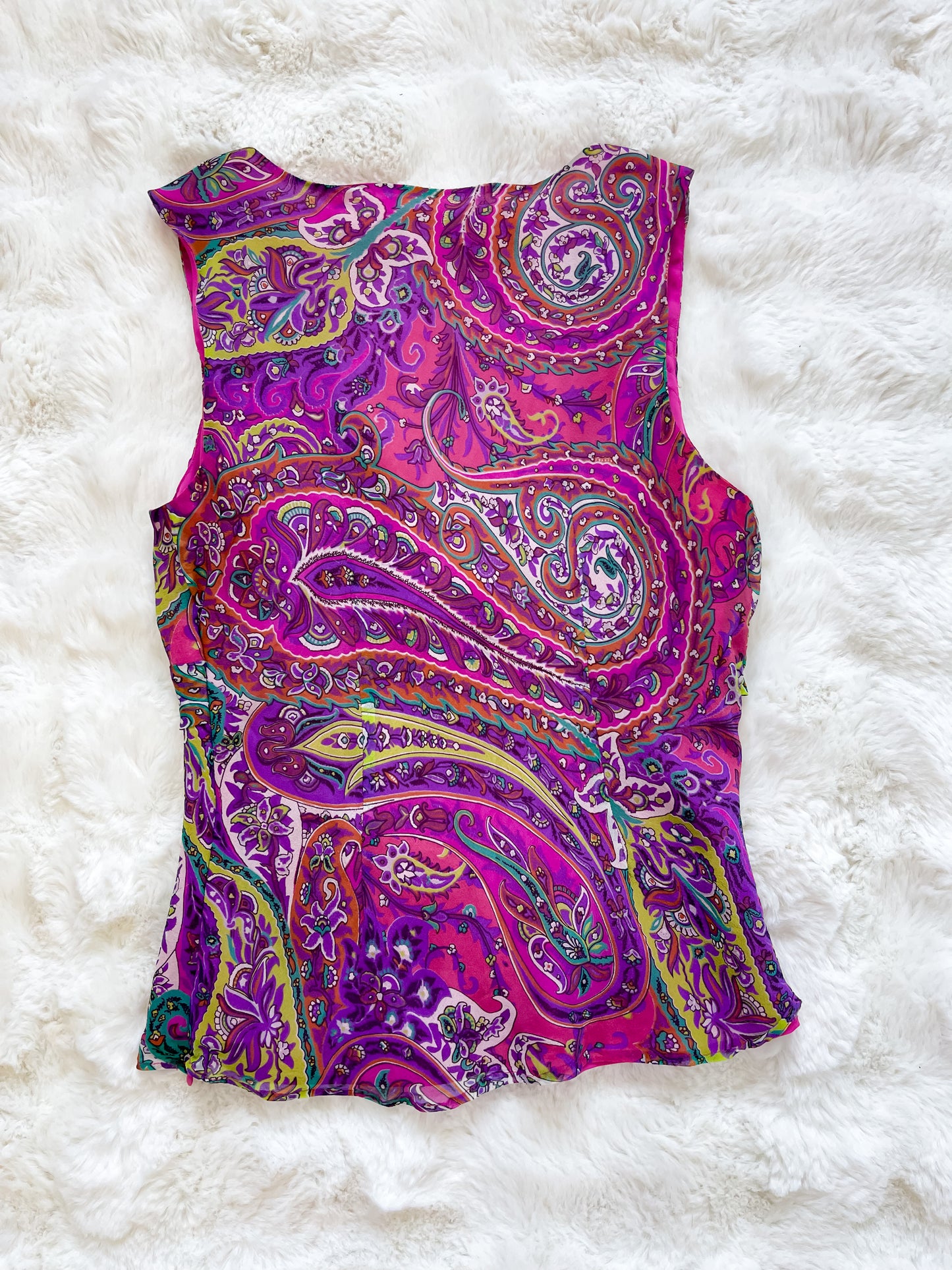 Vintage Y2K 100% Silk Paisley Top with Flower Pin